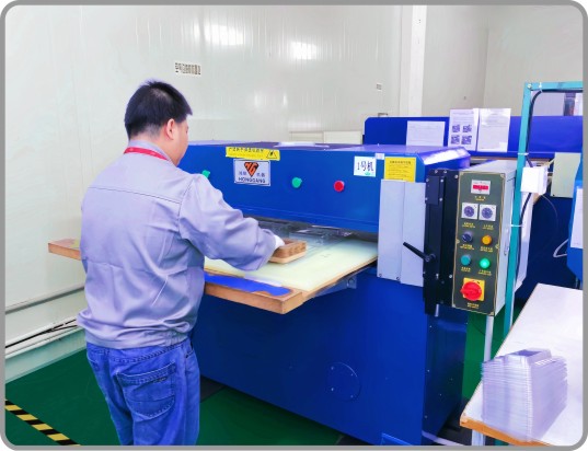 <span style="font-size:12px;">Die Cut Machine</span>