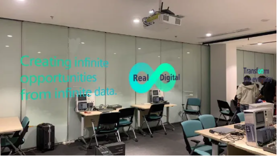 西门子智能制造成都创新中心全面升级，引领工业 AI 新纪元