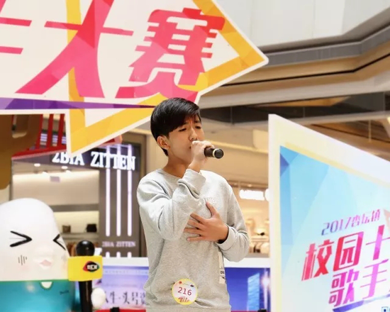 顺德业余体校在校高二年级的运动员李志强