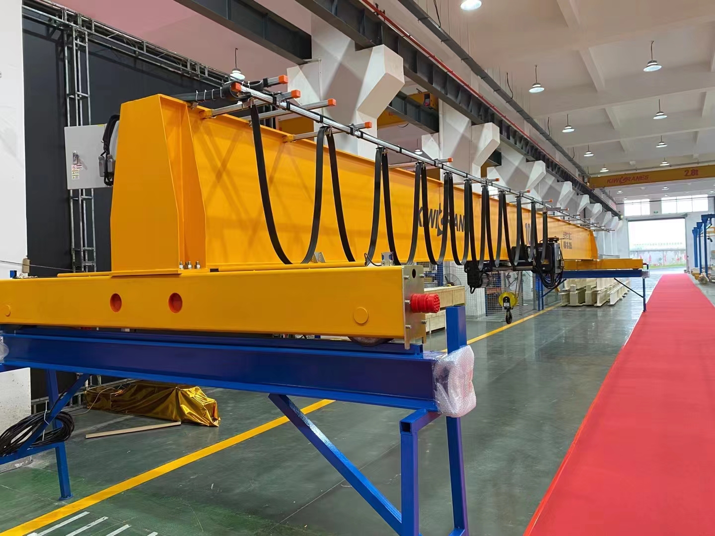 single girder overhead crane   capacity of 5Ton / Spain =10M/ Lifting Height=6M