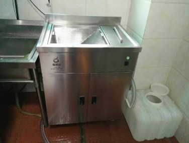 标准版油水分离器