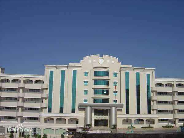 曲靖市民族中学