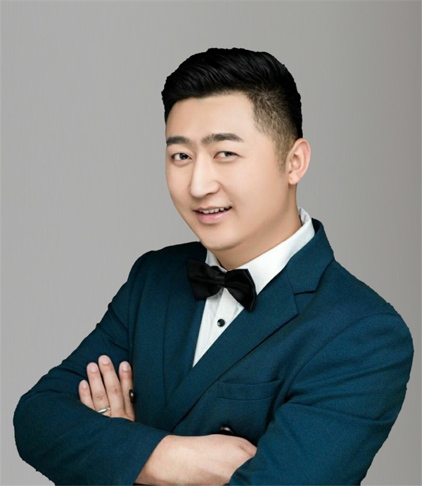 General Manager of Horgos Port: Feng Yongchao