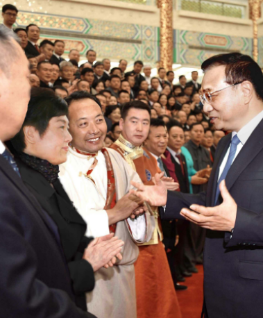 公司创始人方敏受到时任国务院总理李克强的亲切接见