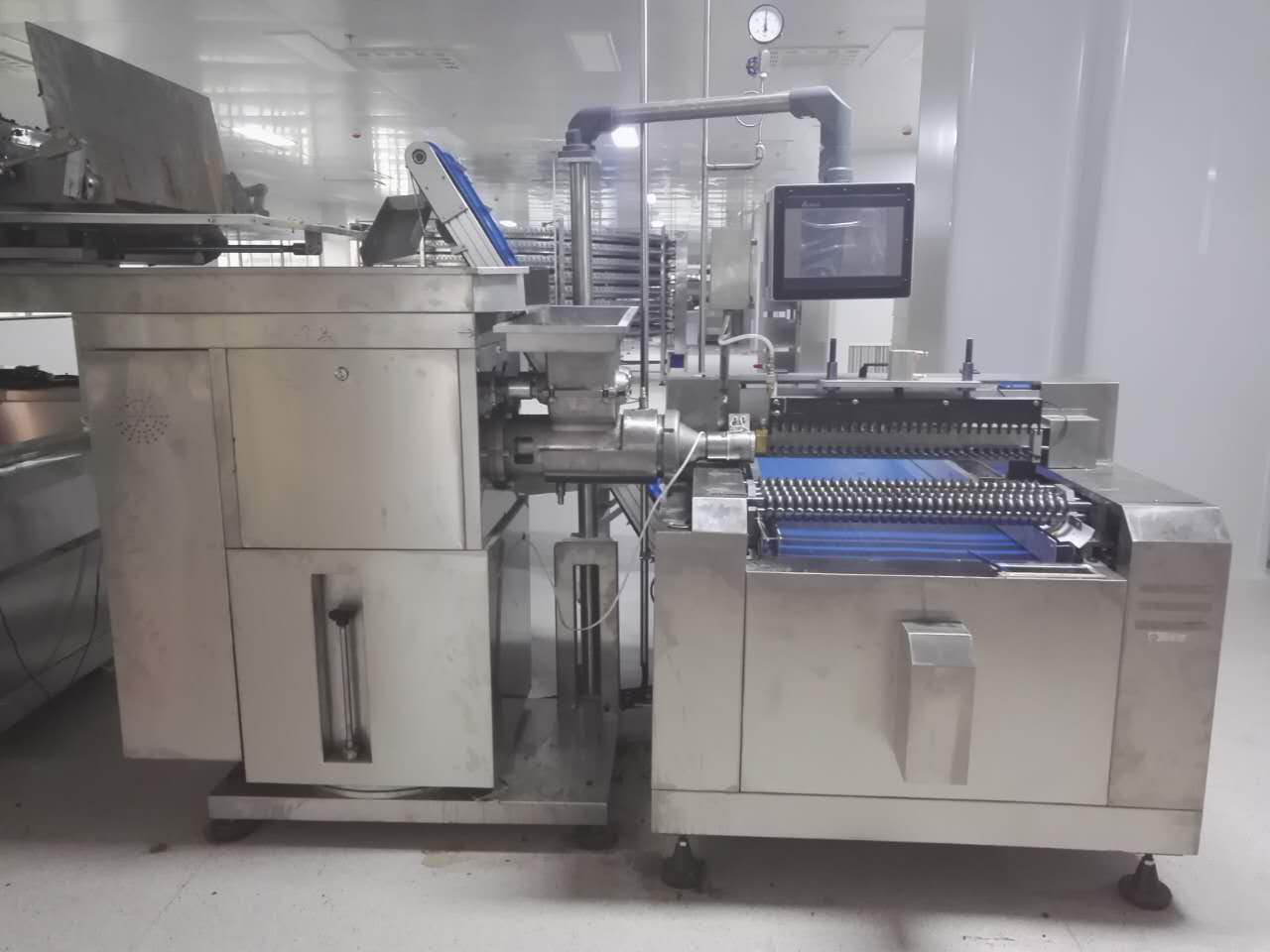 LDW-I型數(shù)控六軋輥大蜜丸機(jī)