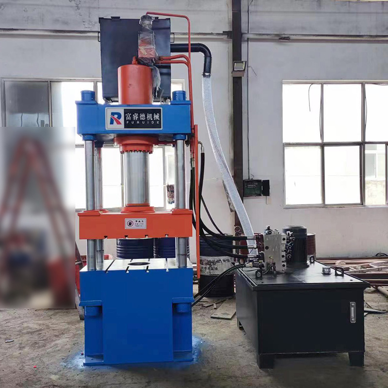 200噸石墨坩堝蓋液壓機