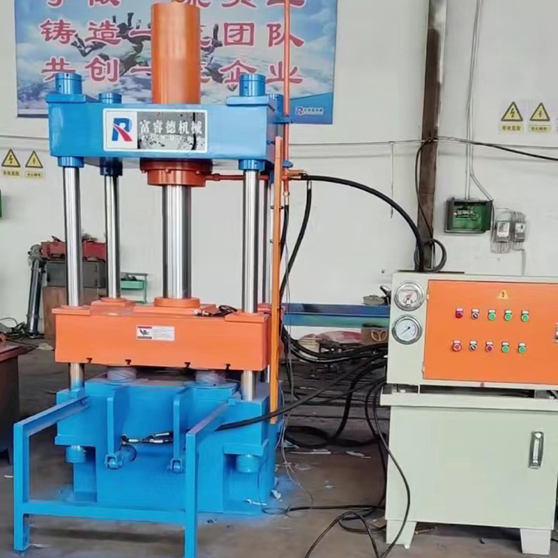 100噸移動臺四柱液壓機