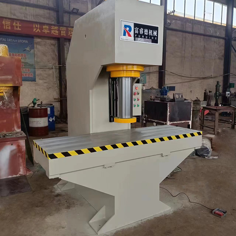 150吨矫直液压机