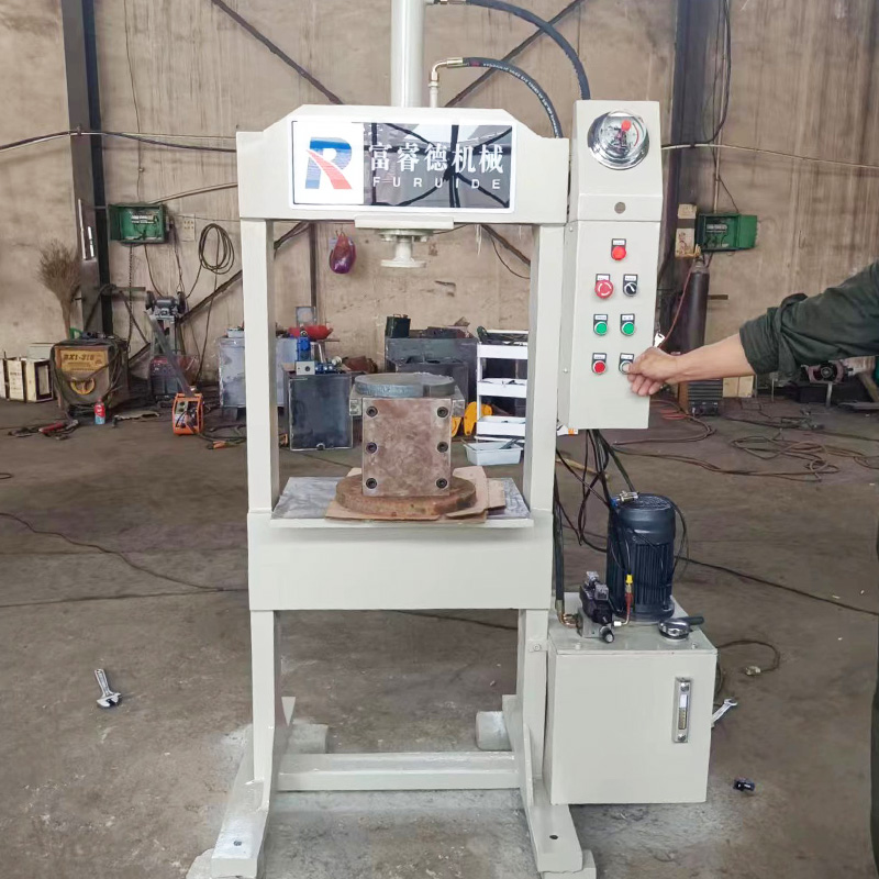 30噸龍門液壓機