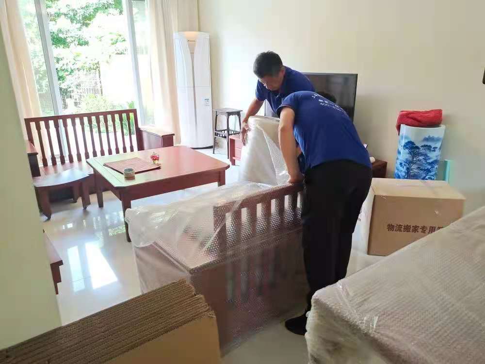 跨市搬家公司哪家好？包车和拼车价格哪个划算？
