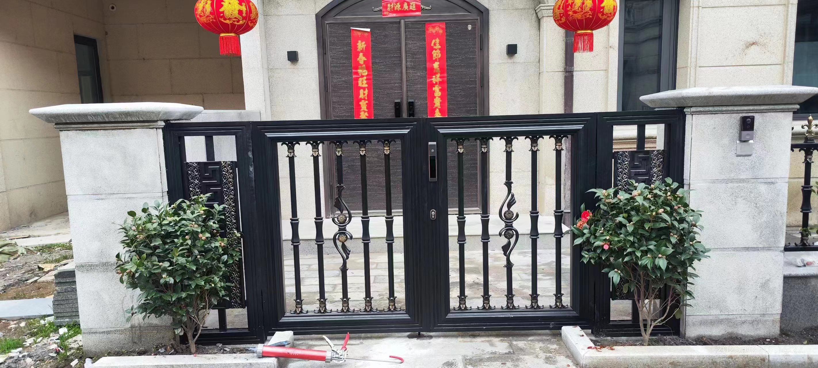 铝合金欧式折叠门