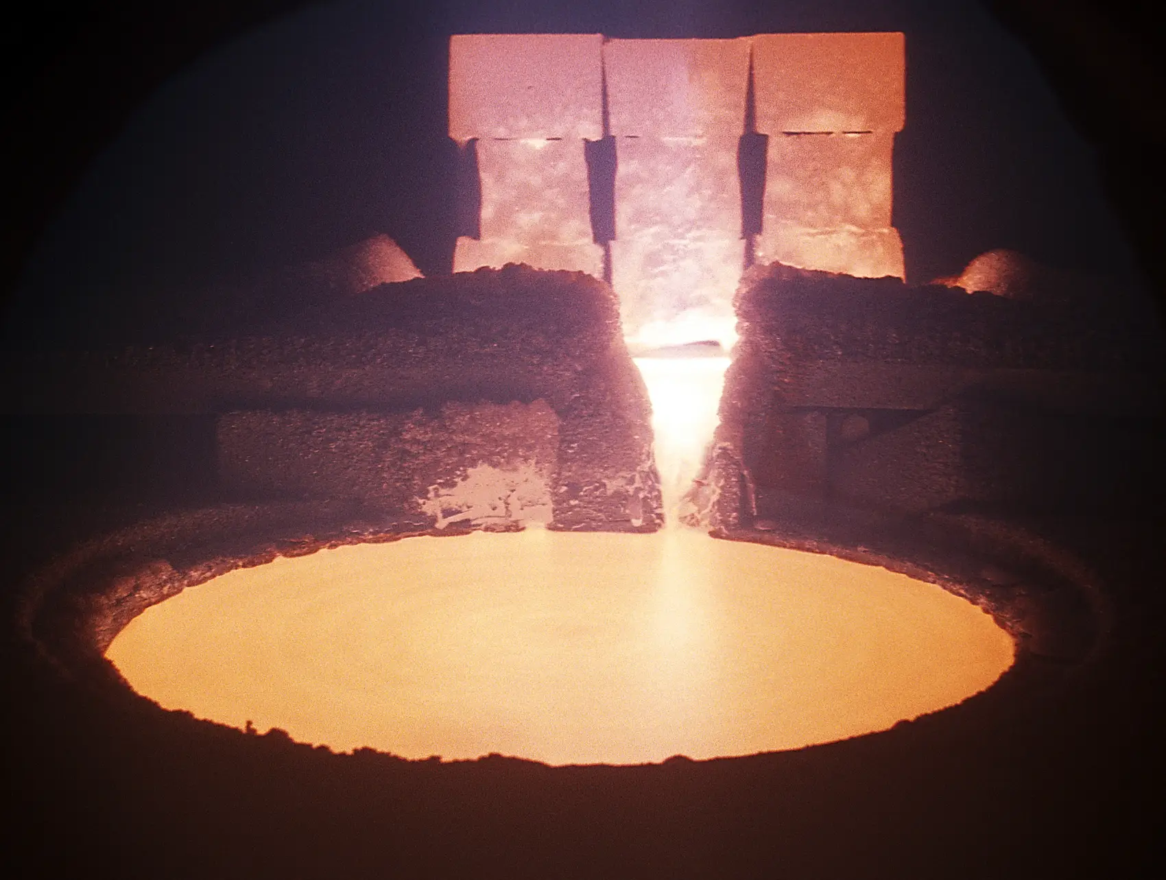 從“定期體檢”到“實時監護”，在線監測重新定義設備管理 