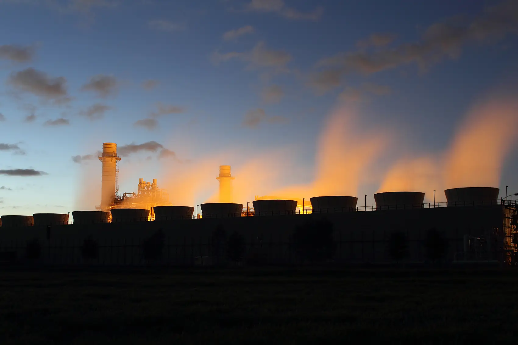 安全之锚：在线监测如何让冷凝循环从风险源头变为可靠防线