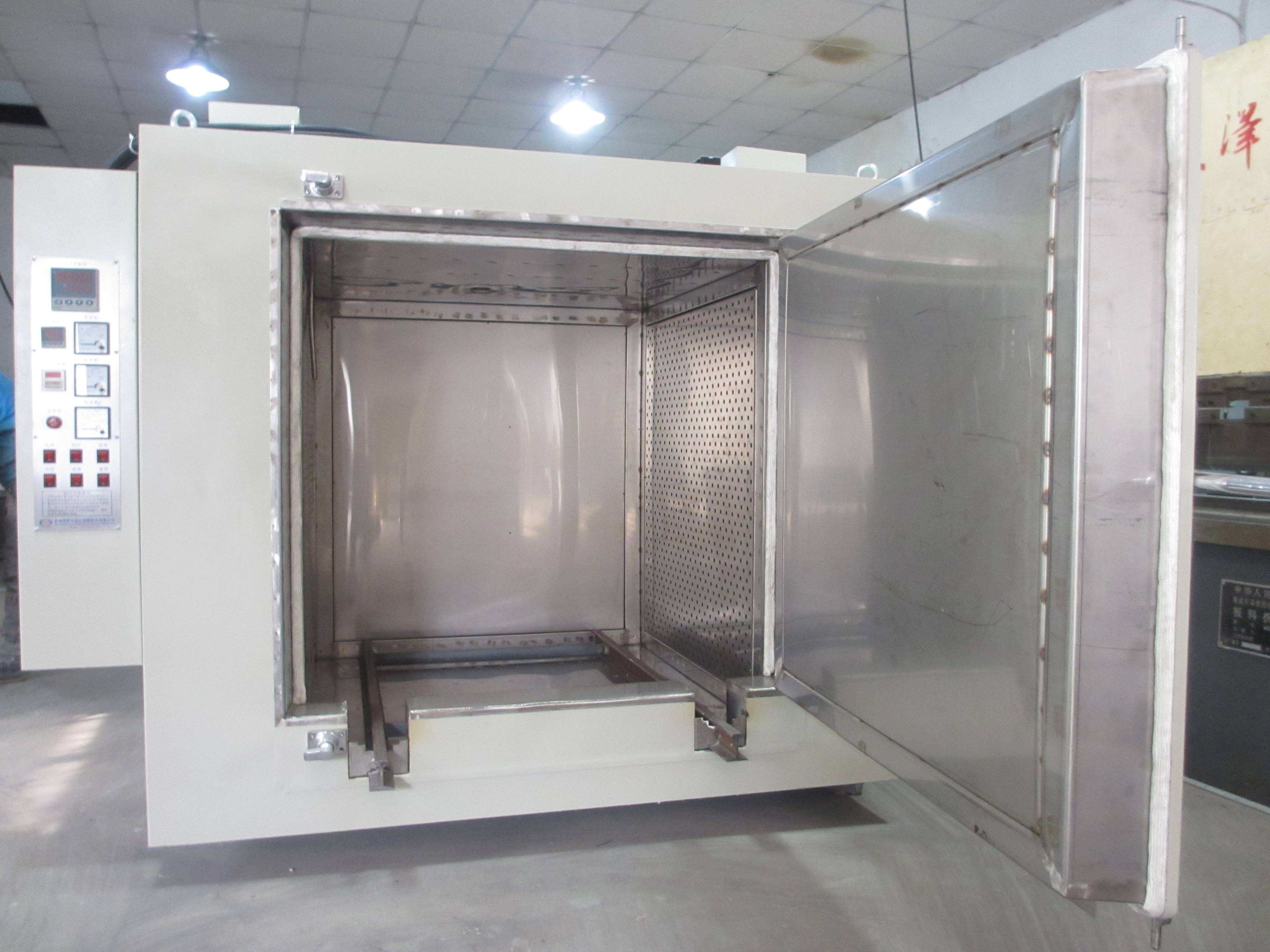 熱風(fēng)循環(huán)烘箱