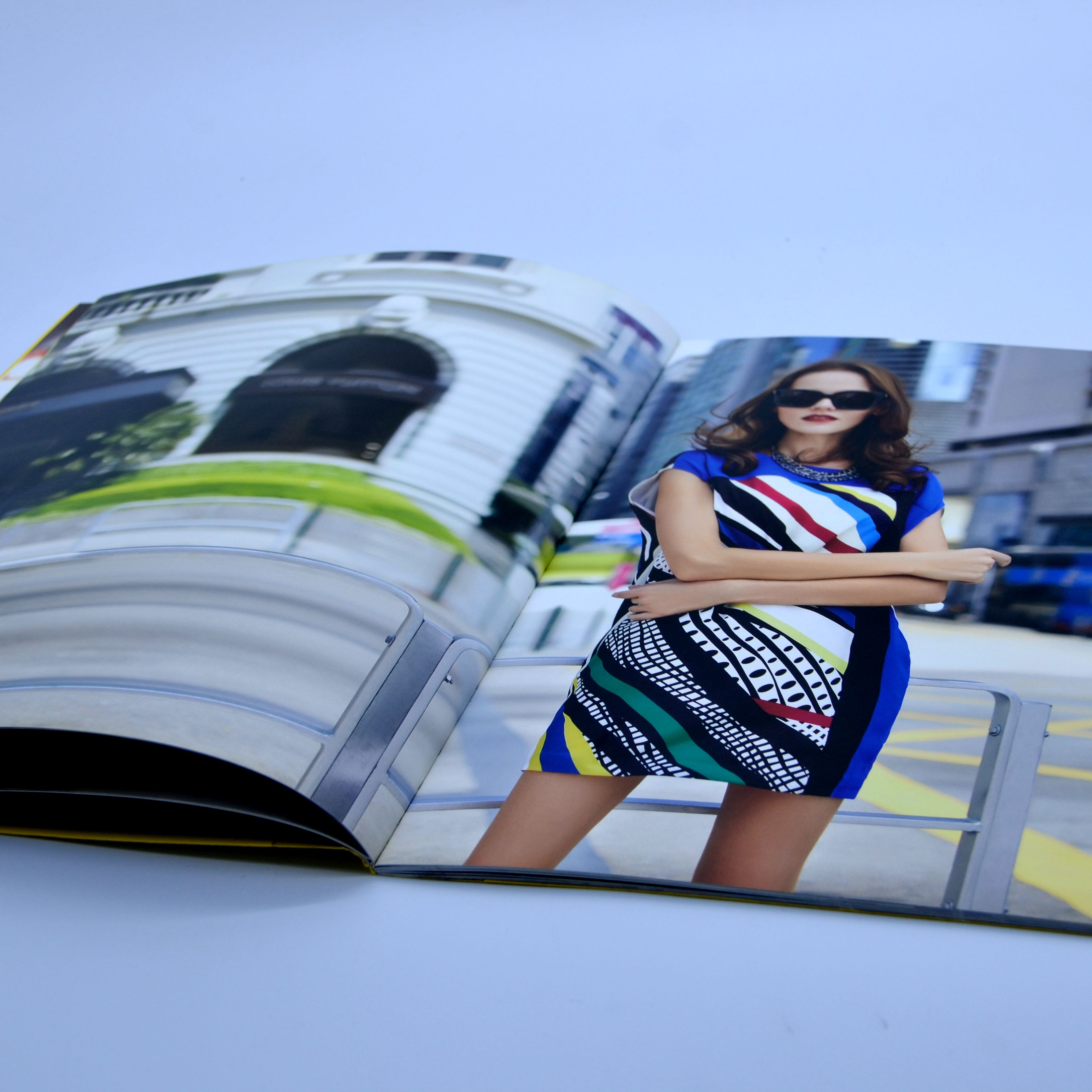 特種紙印刷的服裝畫冊