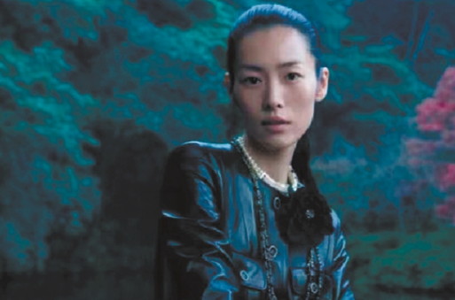 香奈儿时装进驻小红书