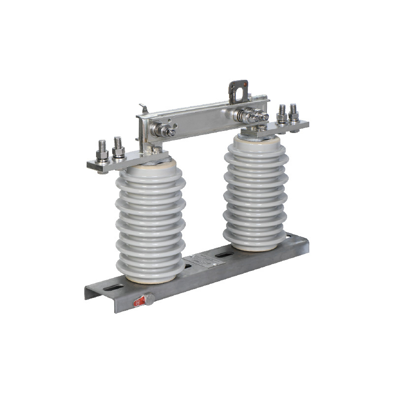 Outdoor high voltage isolation switch