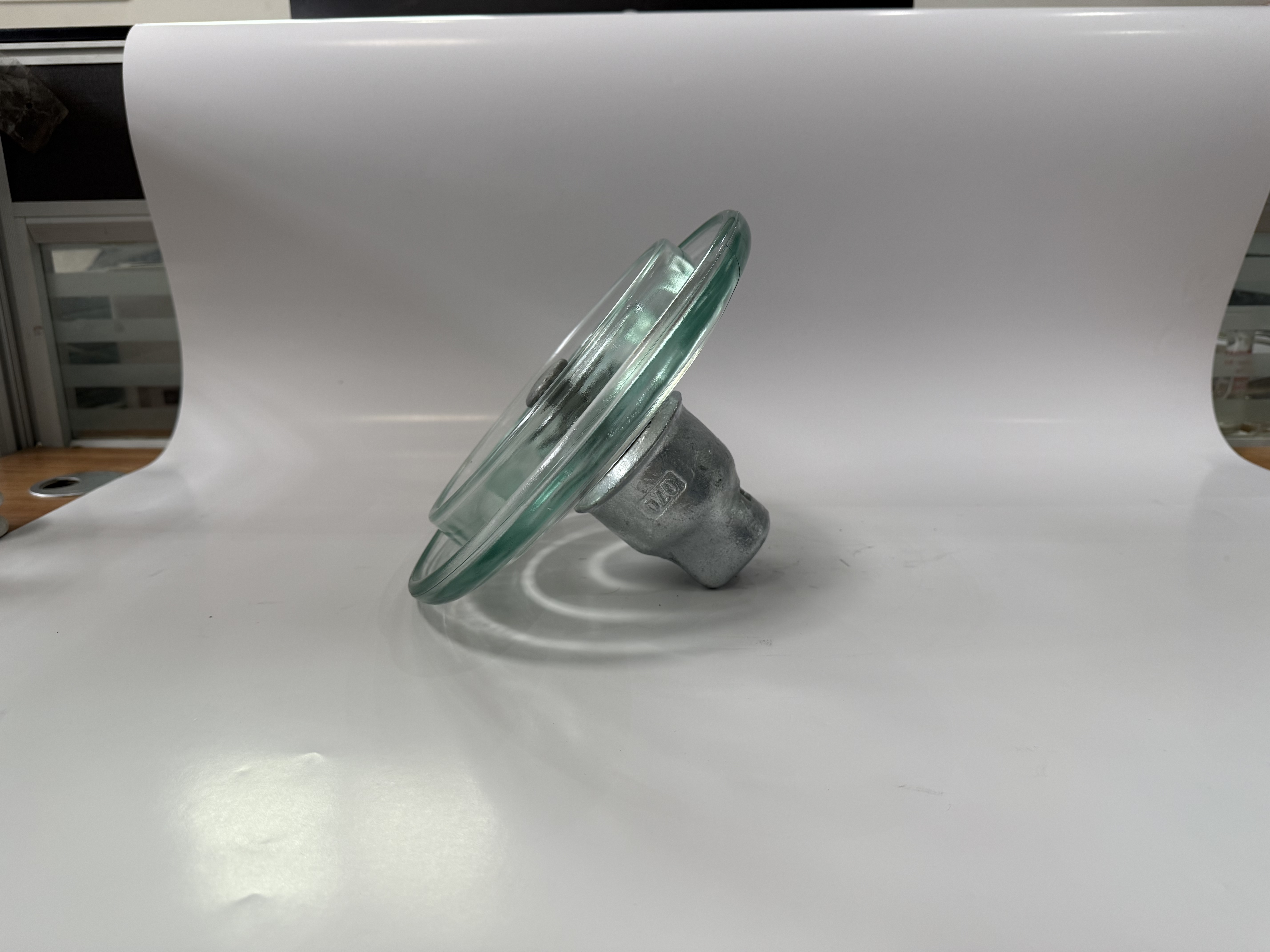 Standard glassinsulator