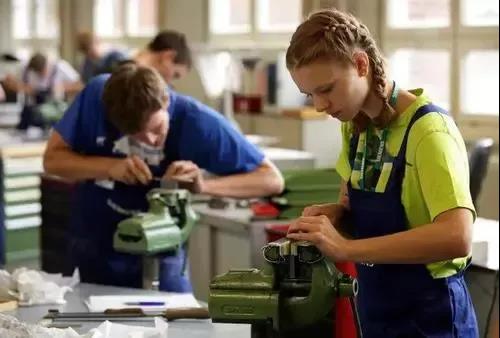 德国双元制职业教育yyds