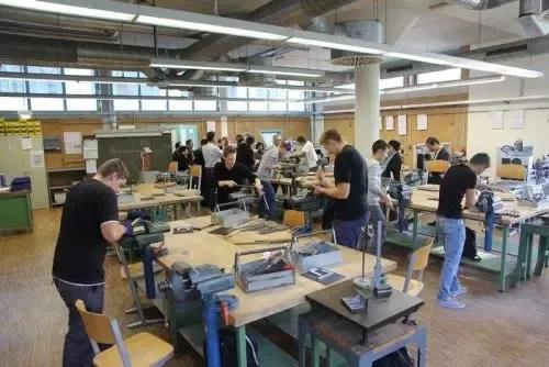 《关于推动现代职业教育高质量发展的意见》