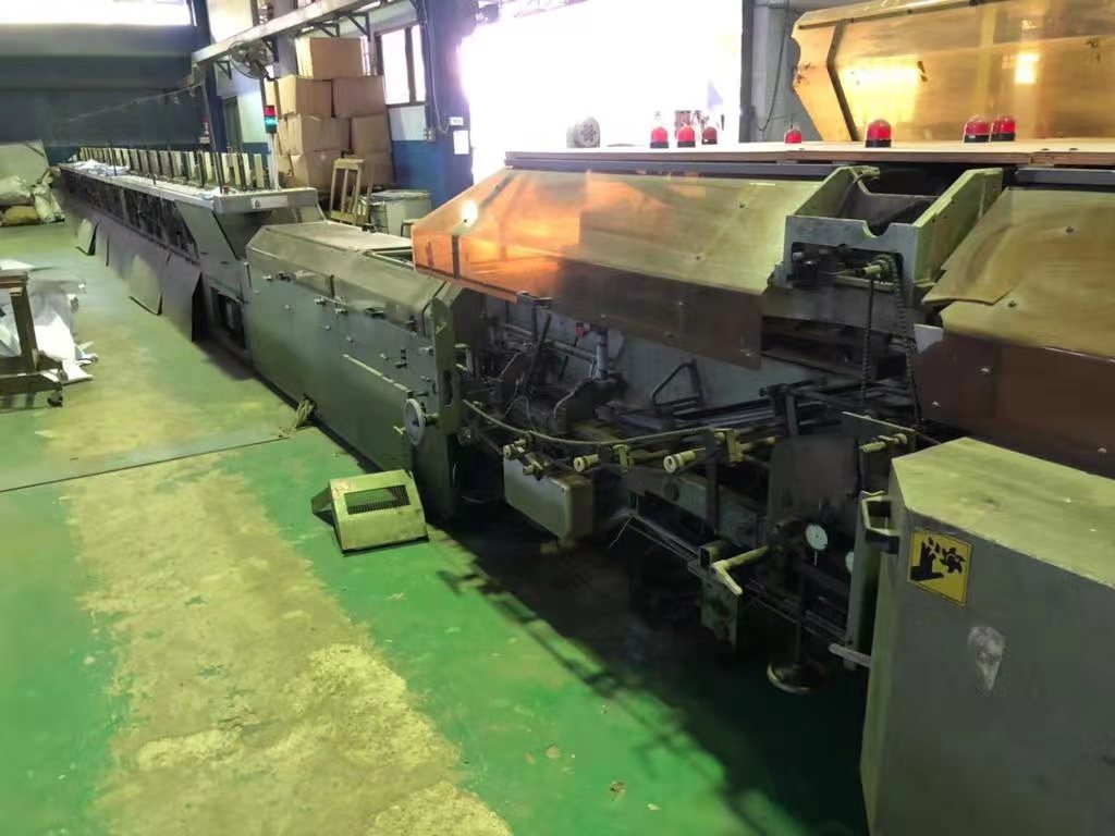 1993 Kolbus 20 pocket 17 clamps REF:2021071