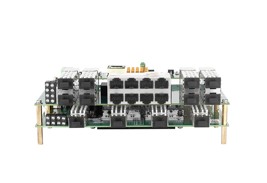 CES8112GX-4XGF-8GC