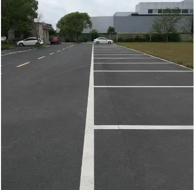 车位划线