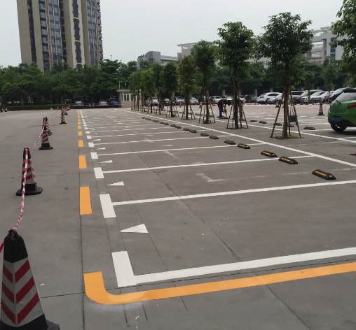 车位划线