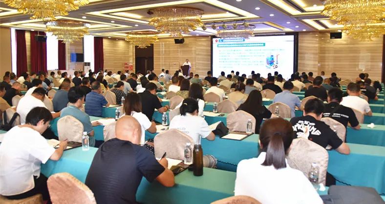 【简讯】行业交流 共话发展｜凯发k8·中国官方网站董事长晏海军受邀出席甘肃省监理企业高质量发展论坛并作主题演讲