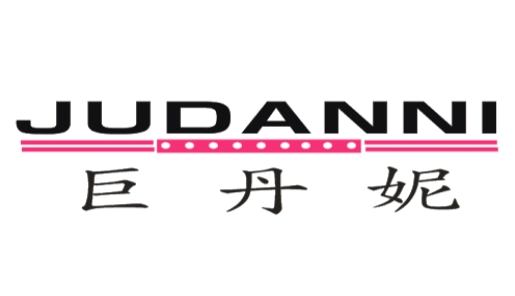 巨丹妮（17698043）