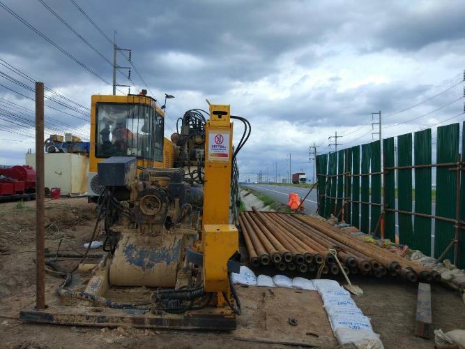 印度科钦穿越贝里亚尔河项目