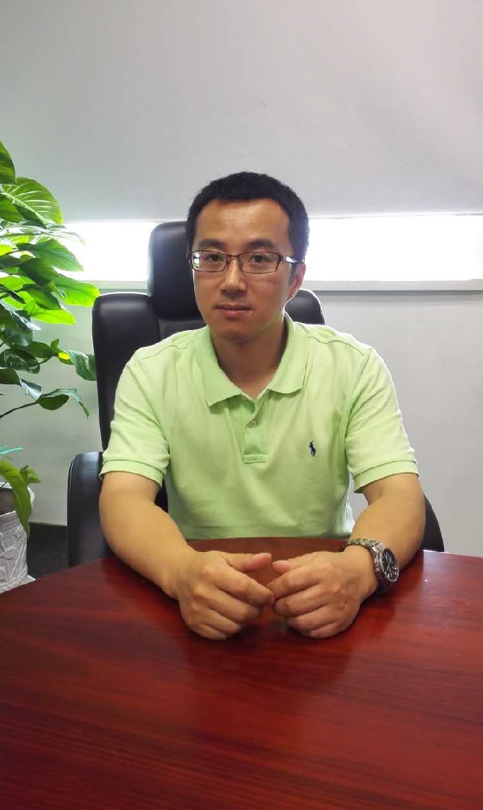  周明 