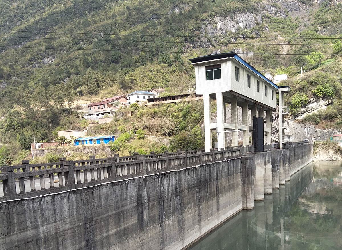 南川区鱼泉河大坝工程