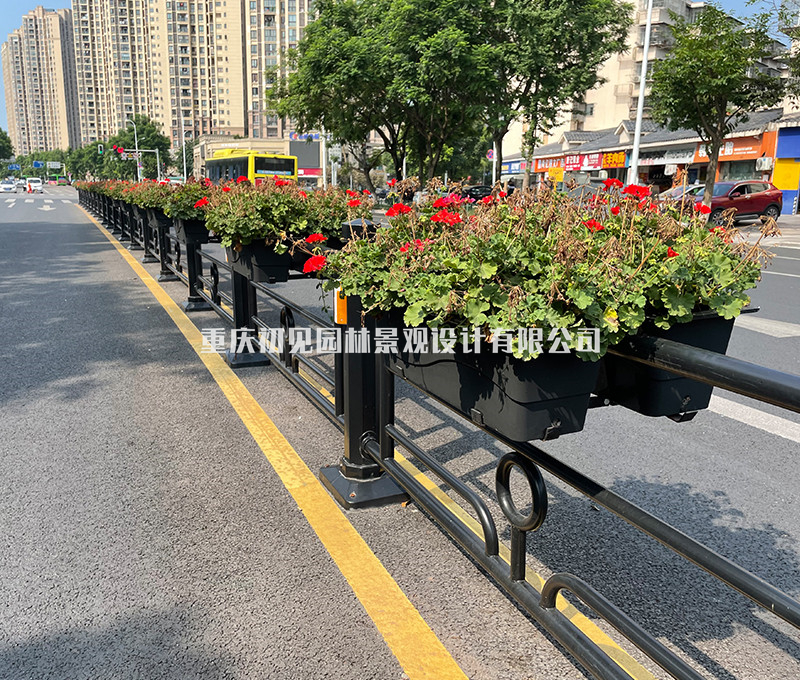隔离栏杆