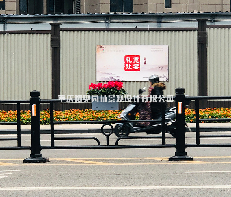 隔离栏杆