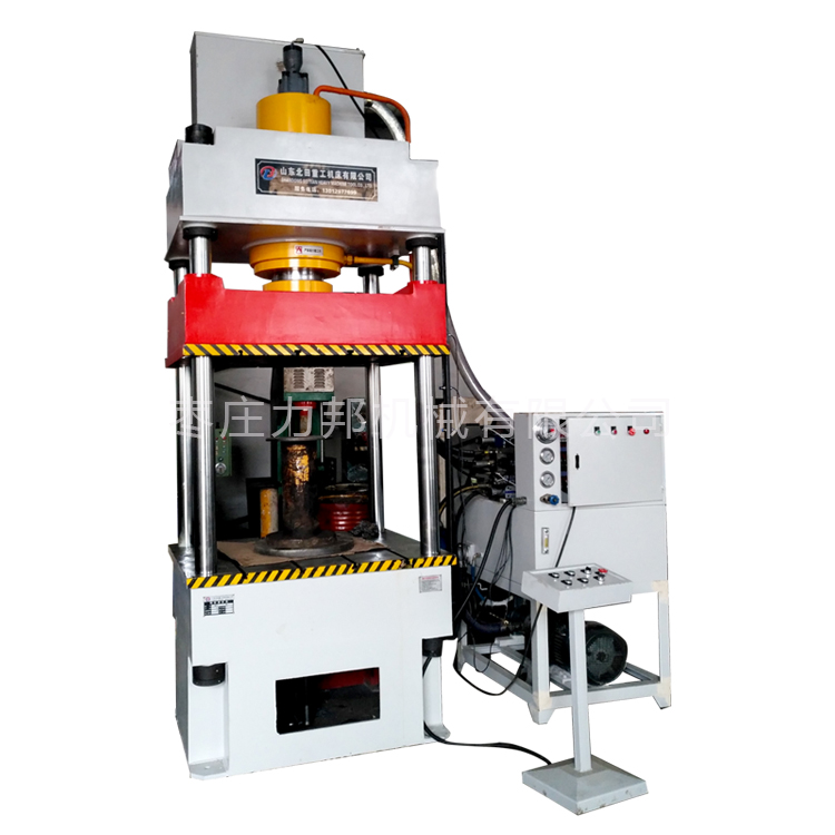 400吨四柱液压机