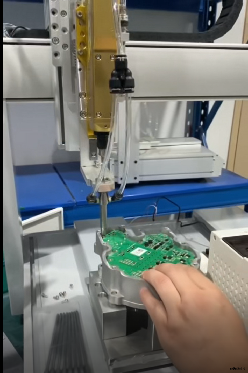 精密智造，紧固未来：伺服拧紧轴如何重塑半导体制造新格局