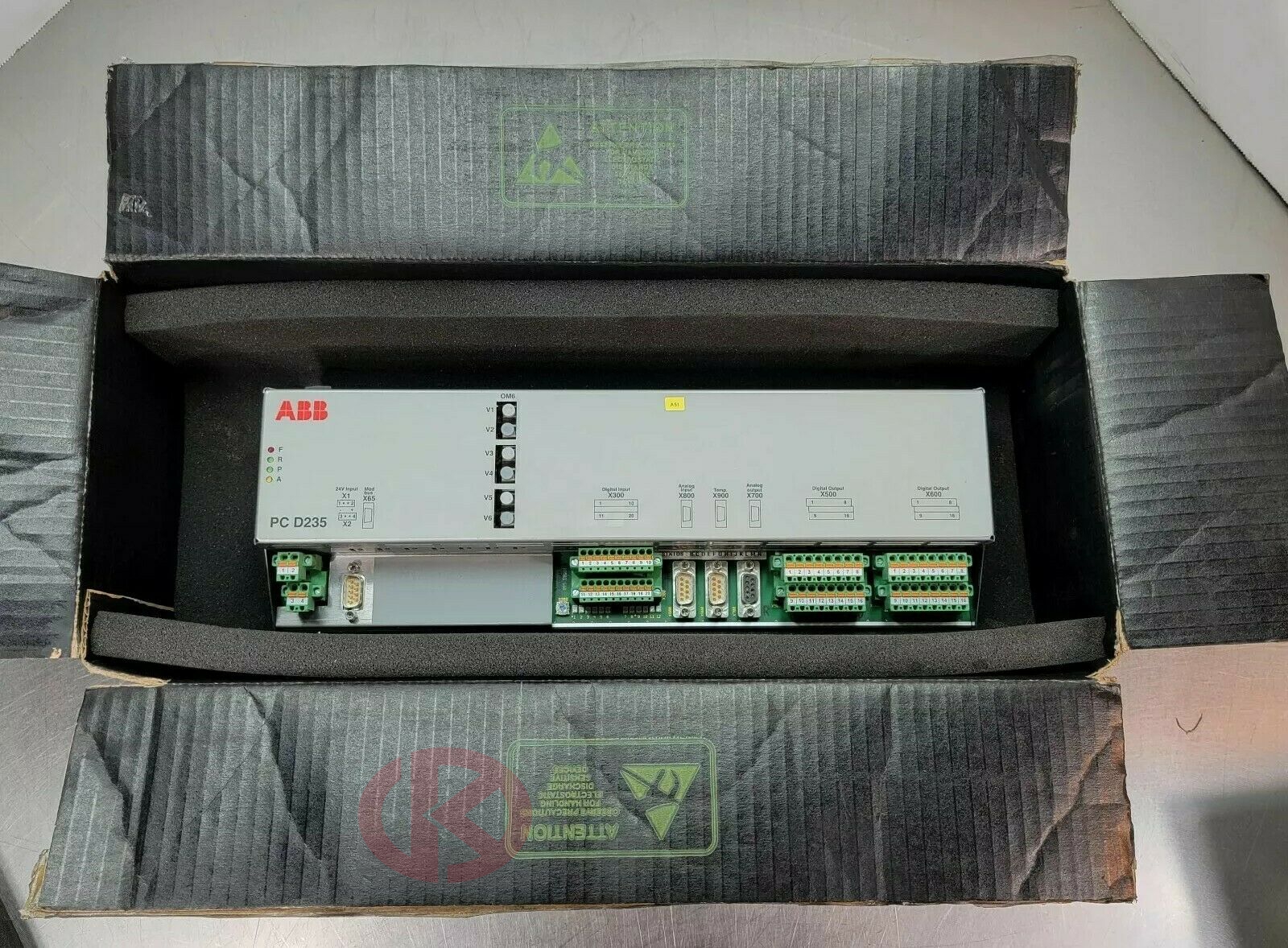 ABB  3BHE022294R0101 GFD233A controller