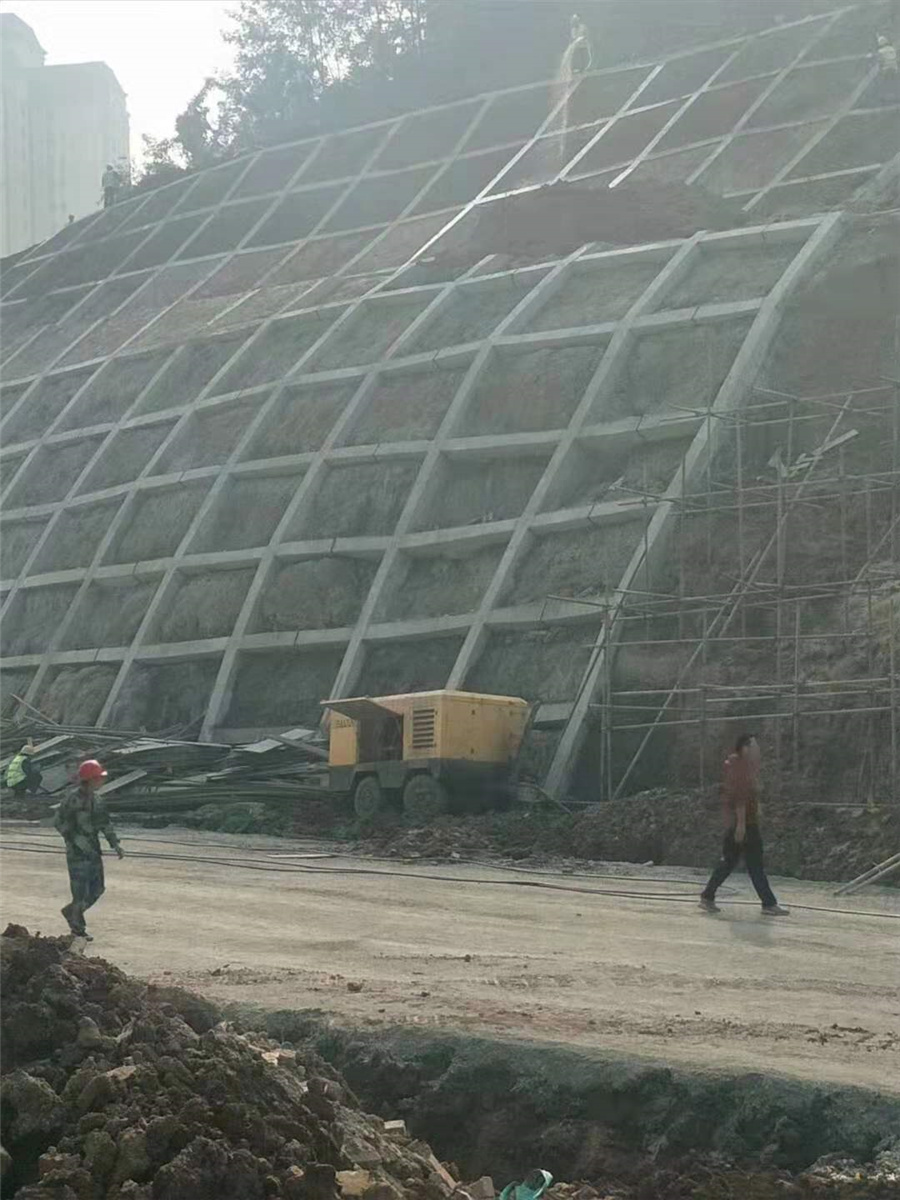 边坡支护和抗浮工程案例