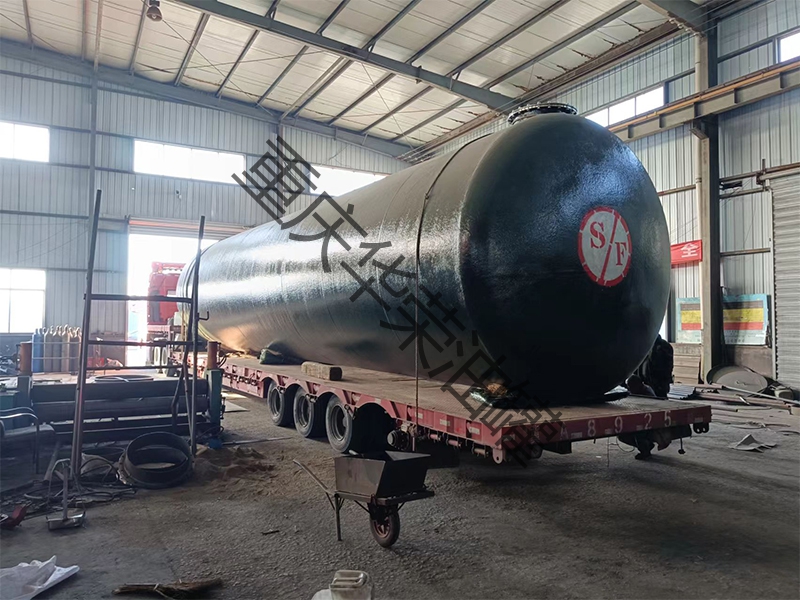 华荣油罐厂：SF双层地埋罐：防渗漏的油品储存新选择