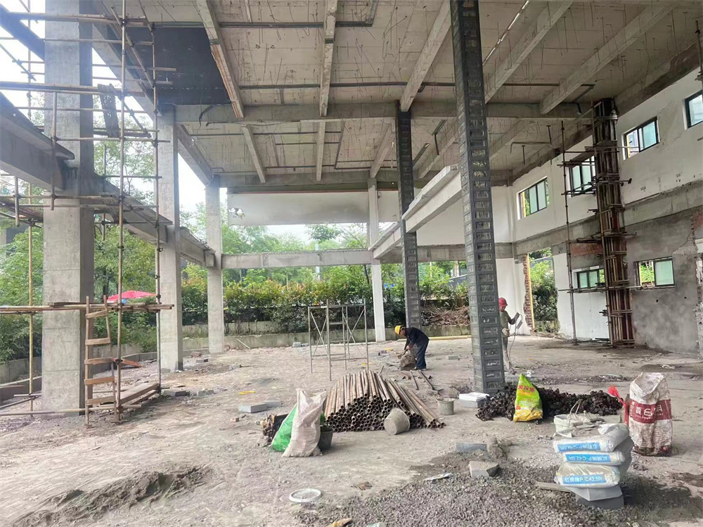 碳纤维加固施工