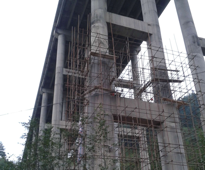 万州青冈坝互通立交桥加固