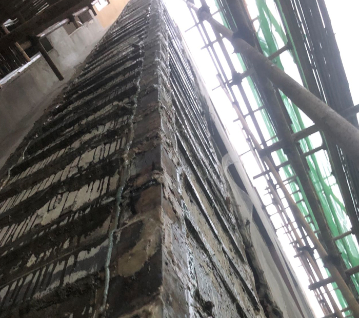 含谷柱子包钢加固