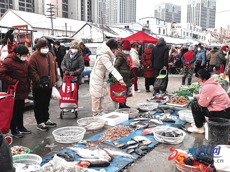 新春走基层 | 采购餐桌上的“鲜甜”