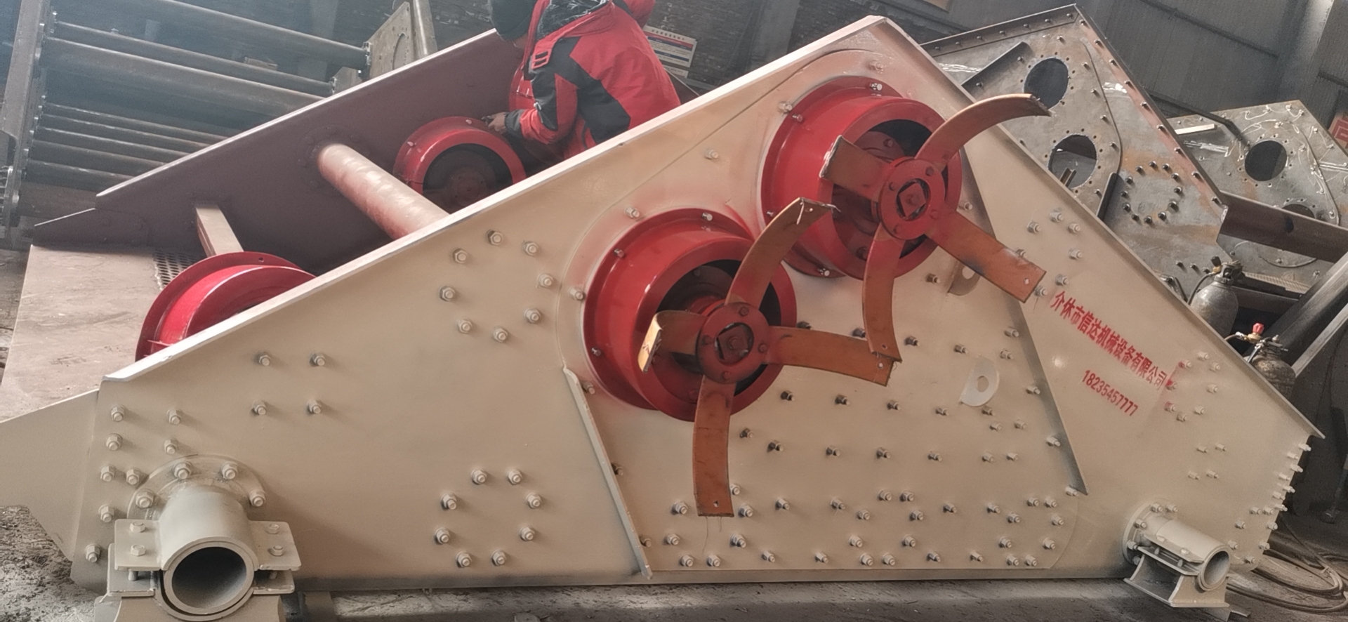 79ef775b3f931d90f13402e02c42ac93.jpg 79ef775b3f931d90f13402e02c42ac93.jpg