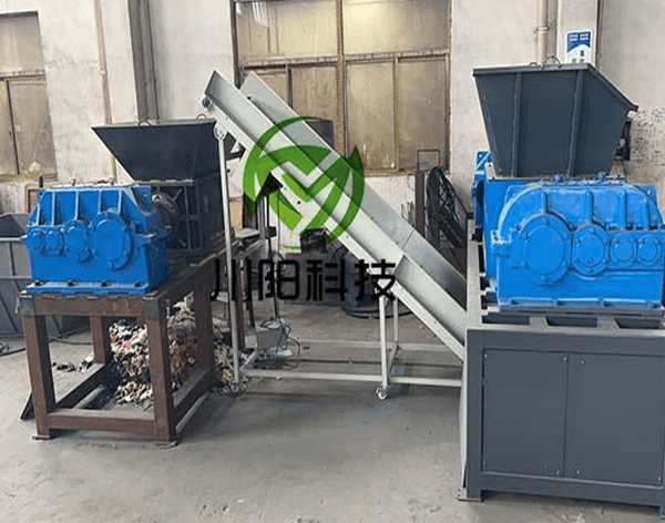 塑料撕碎機(jī)