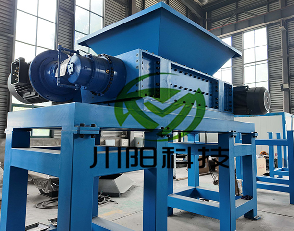 雙軸撕碎機(jī)