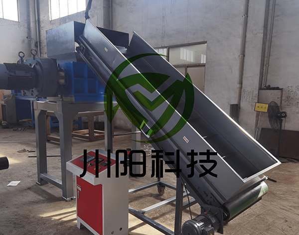 塑料撕碎機(jī)
