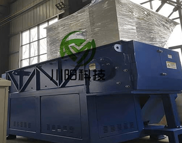 垃圾撕碎機(jī)