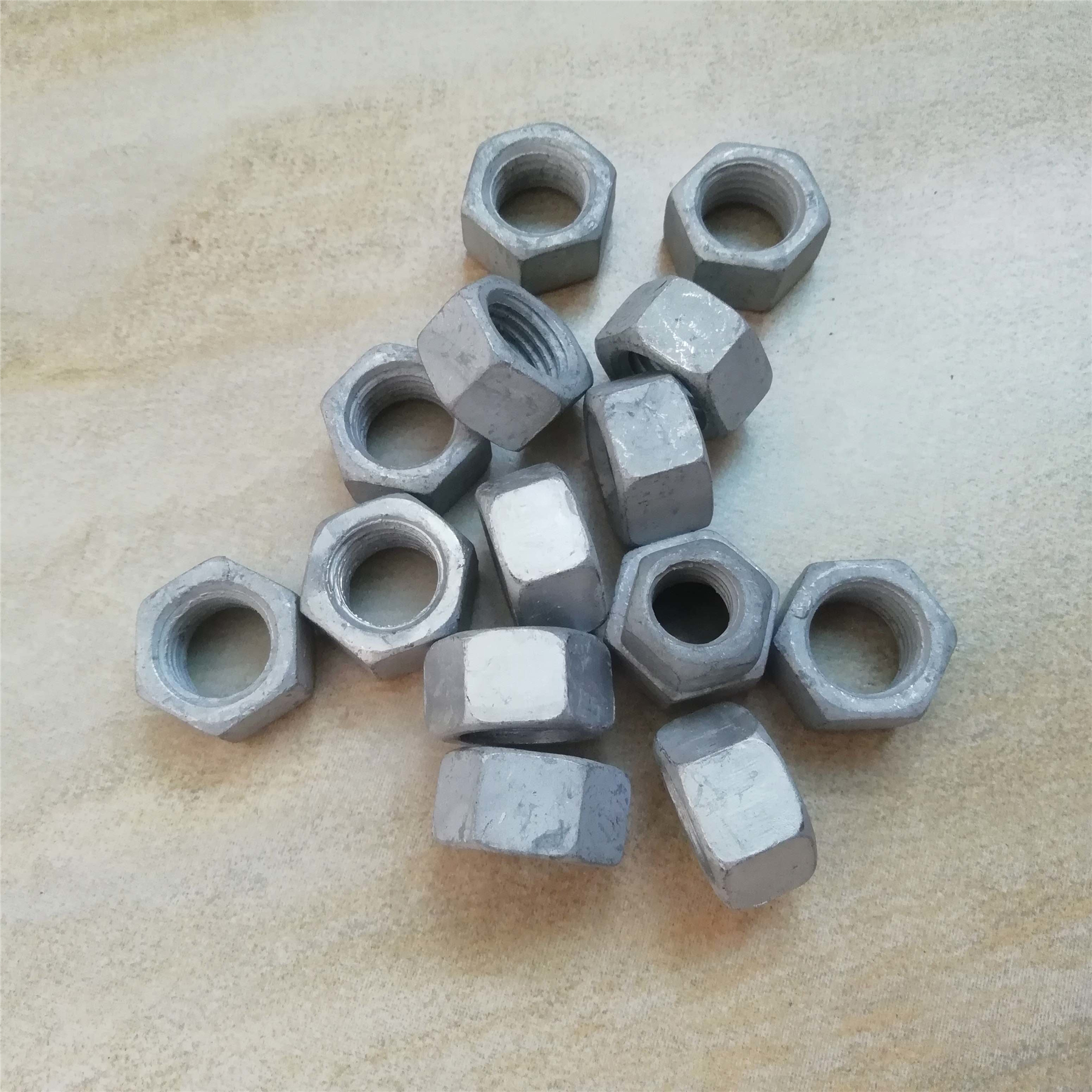 热镀锌六角螺母